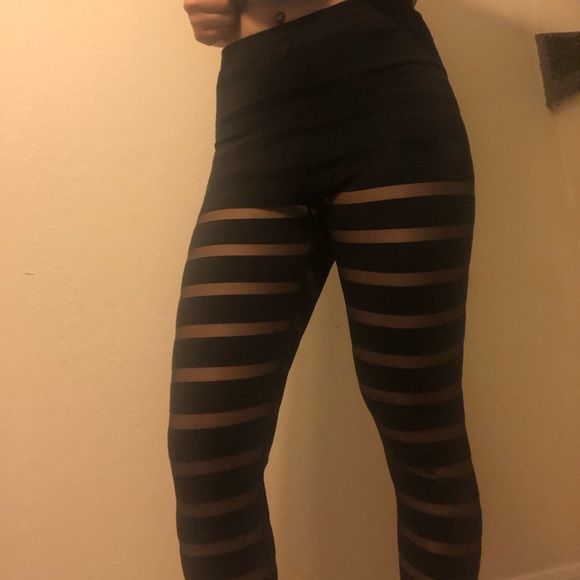Forever 21 leggings stripped pattern - Picture 1 of 3